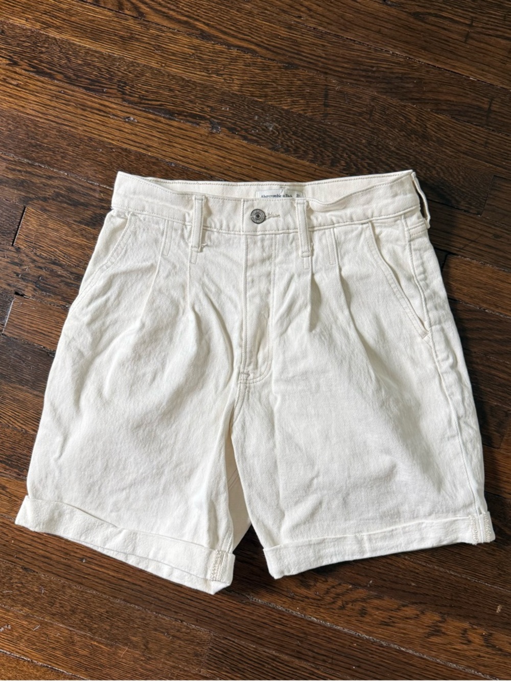 Abercrombie & Fitch High Waist Cream Shorts